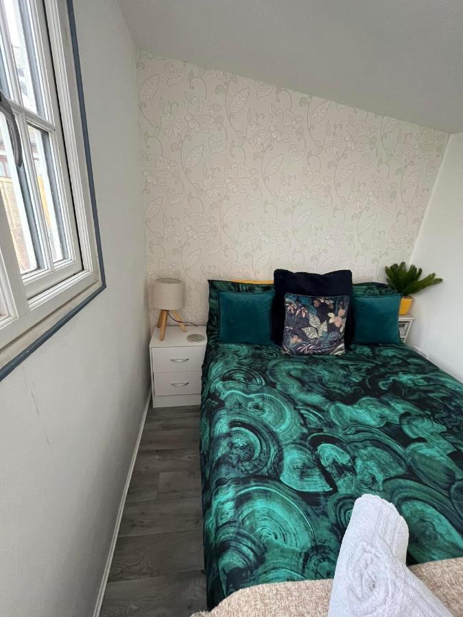 The Chuff Cabin Appartement St Just Buitenkant foto