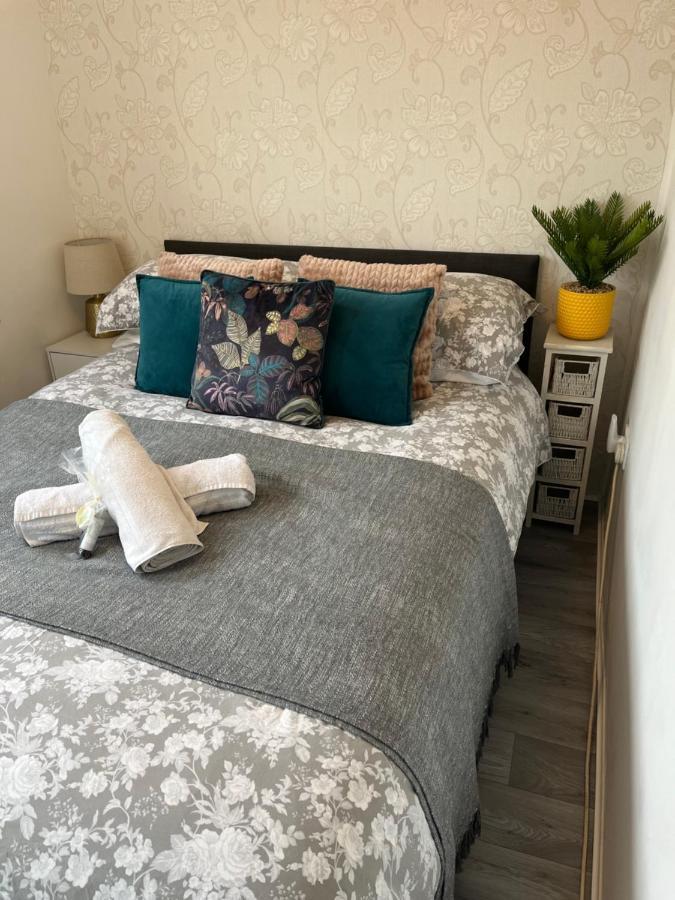 The Chuff Cabin Appartement St Just Buitenkant foto
