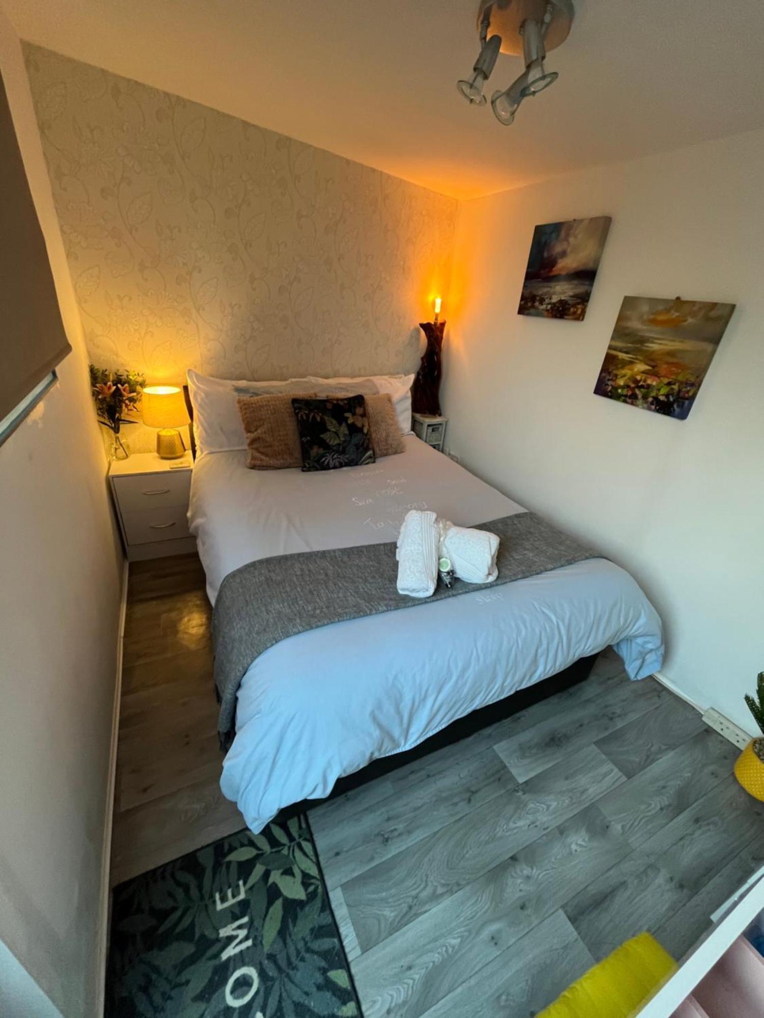 The Chuff Cabin Appartement St Just Buitenkant foto