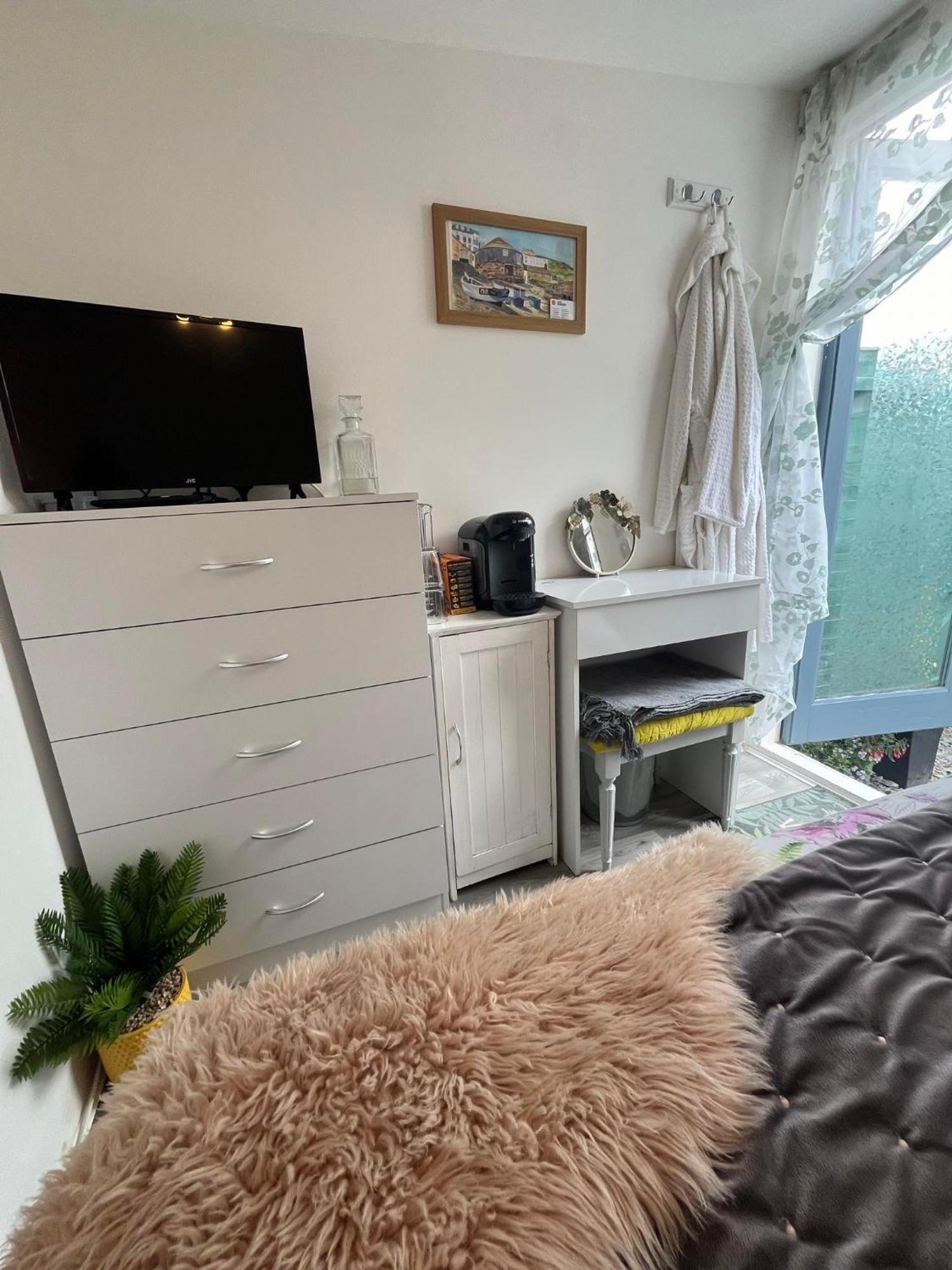 The Chuff Cabin Appartement St Just Buitenkant foto